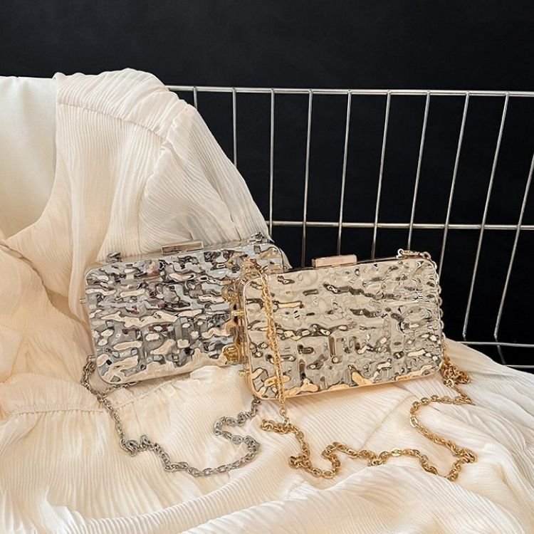 Metal Shell Evening Crossbody Bag - Image 17