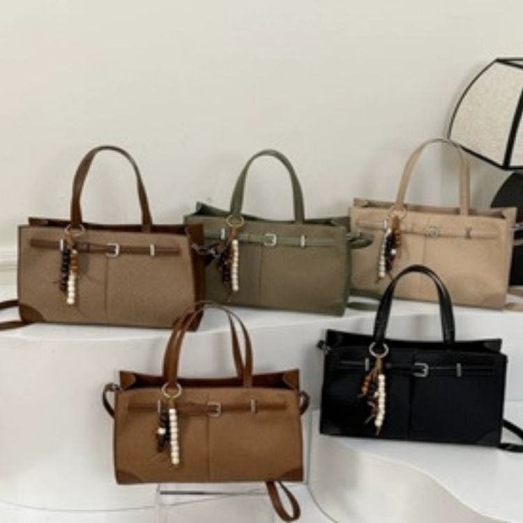 Elegant Large Tote Shoulder Bag - Image 18