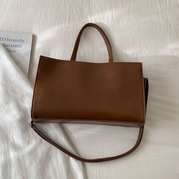 Elegant Large Tote Shoulder Bag - Image 4
